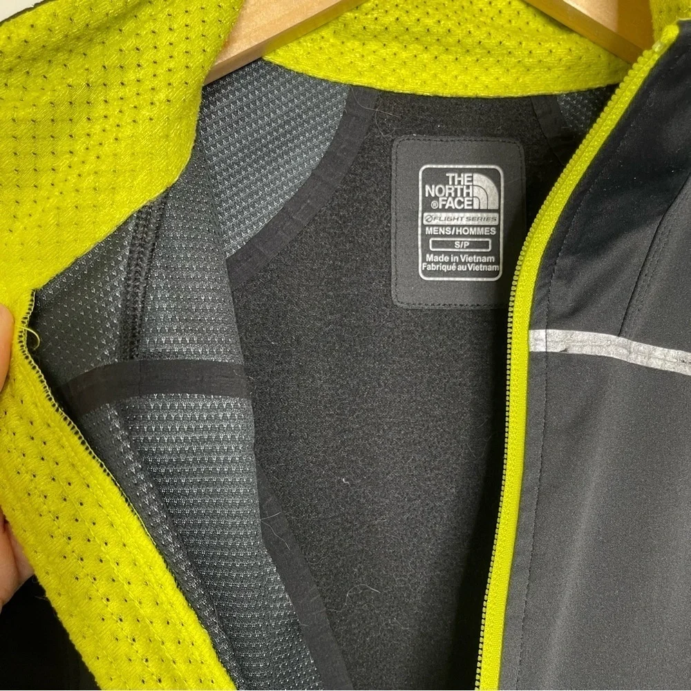 The North Face Flight Series Running Jacket Gore Windstopper Softshell outdoor